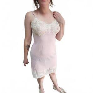 1960s Wonder Maid Pastel Periwinkle Slip Dress – Size 36 Vintage Lingerie